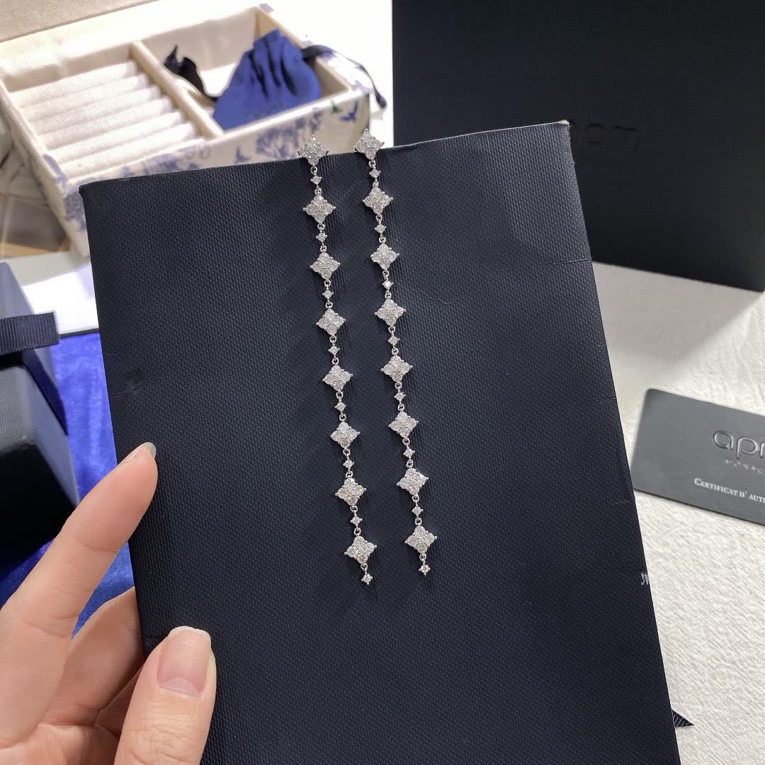 APM Monaco Elegant Diamond Earrings